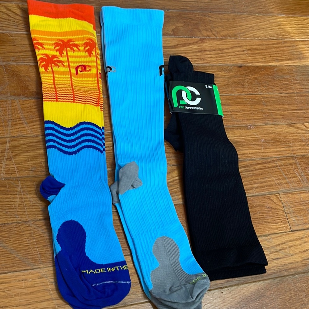 Pro compression marathon socks